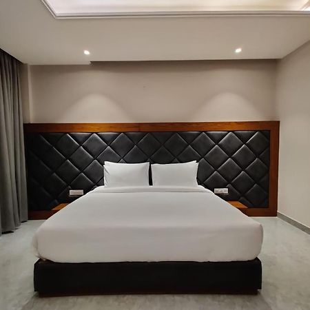 Hotel Parth Una  Ngoại thất bức ảnh