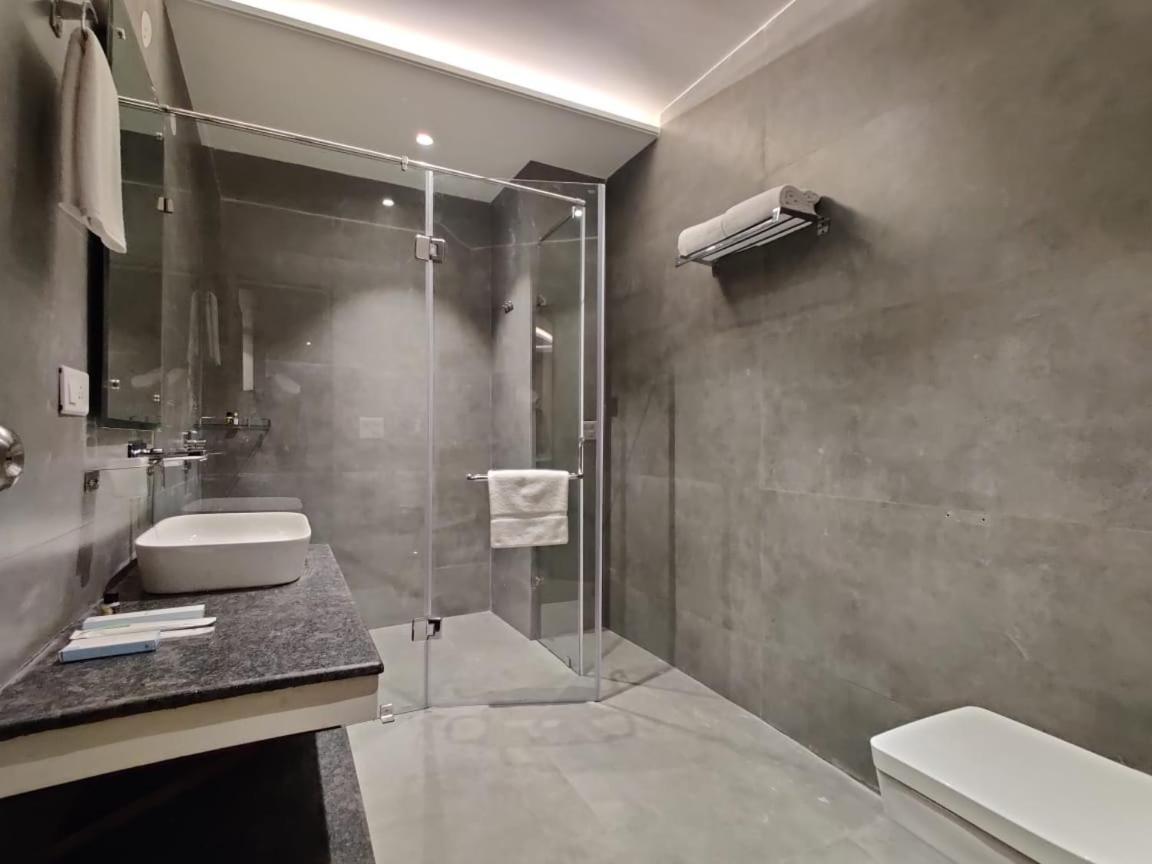 Hotel Parth Una  Ngoại thất bức ảnh