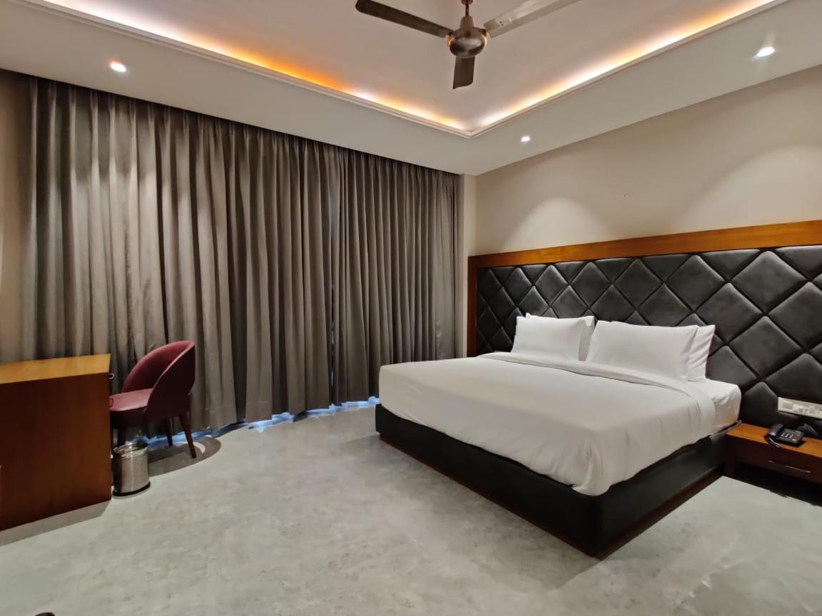 Hotel Parth Una  Ngoại thất bức ảnh